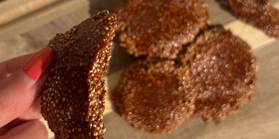 Chocolate quinoa cookies with puffed quinoa and almond butter
